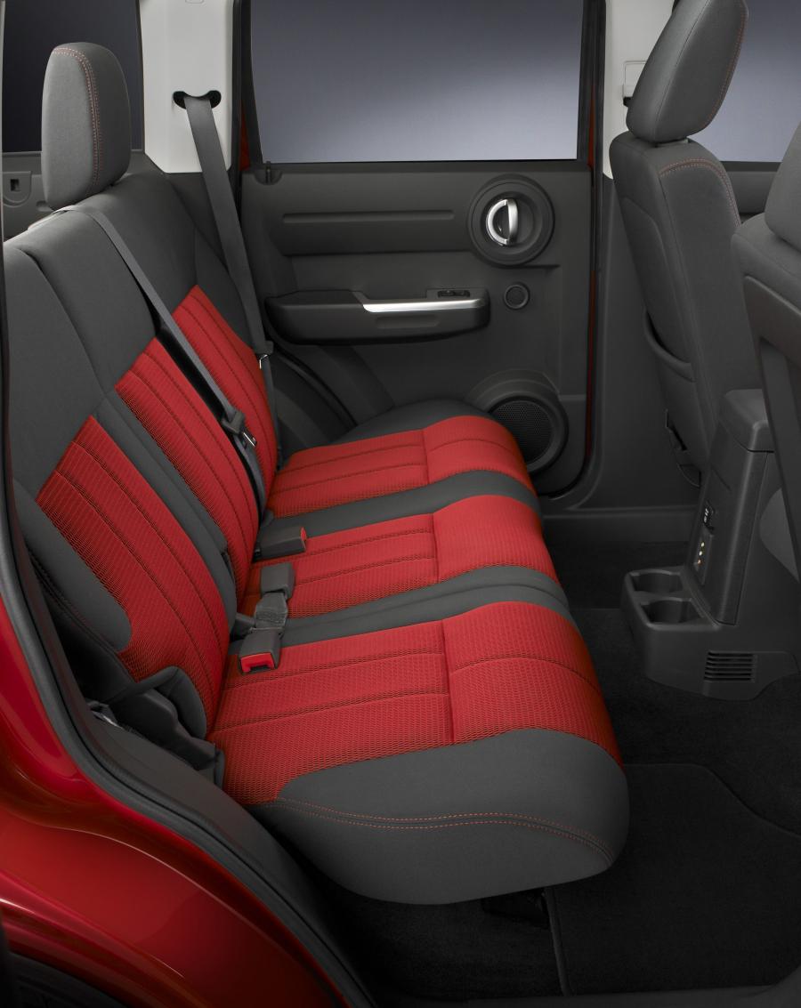 Dodge Nitro 2007 года  (фото 121 из 152)